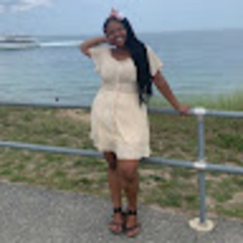 Meet your Posher, Britani